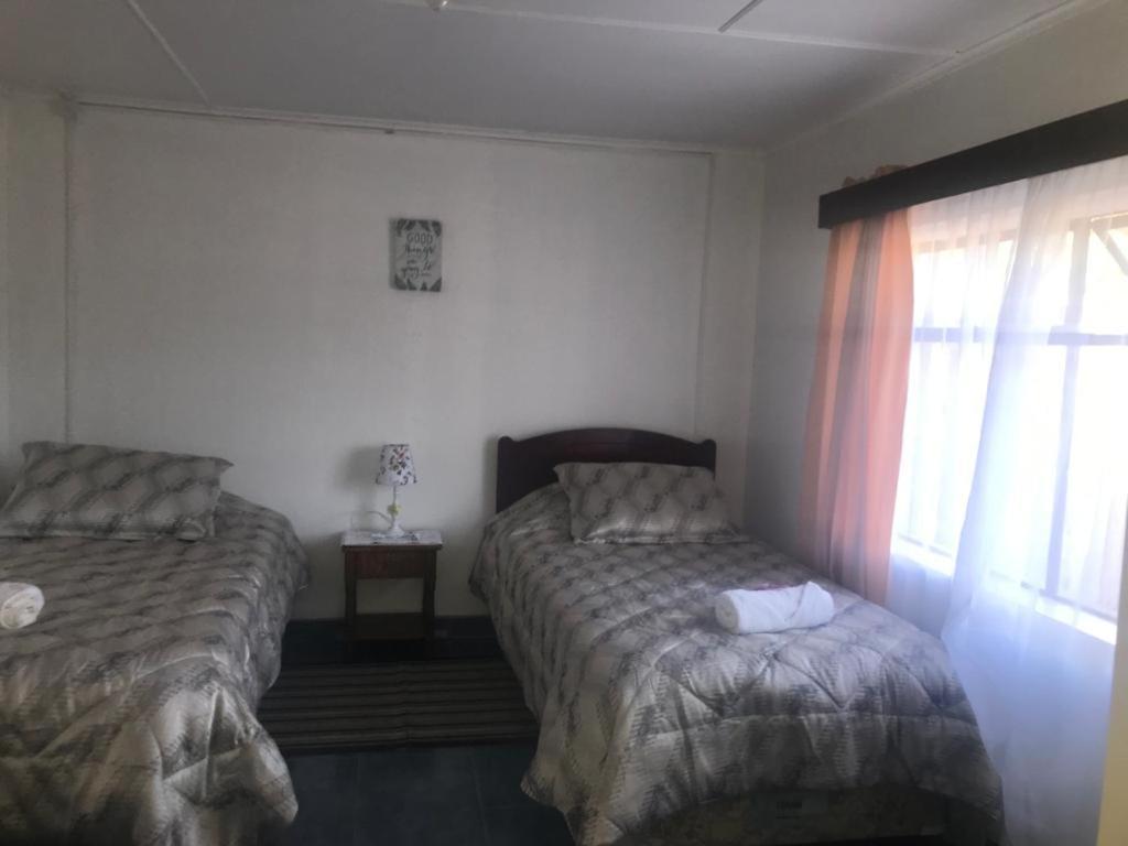 Piramide Hostal Puerto Ingeniero Ibanez Buitenkant foto